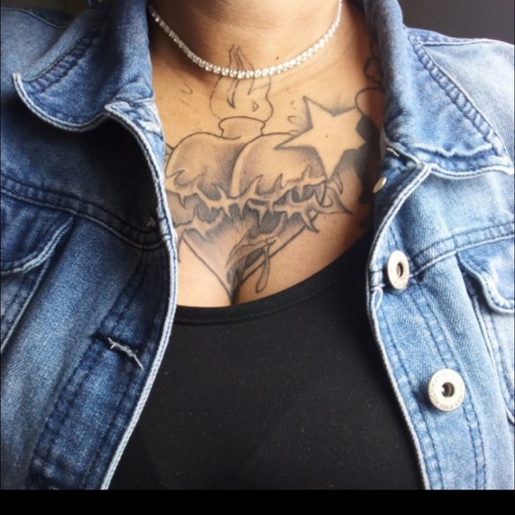 5 Star Rated Restocked Rhinestone Choker - Picture 4 of 5